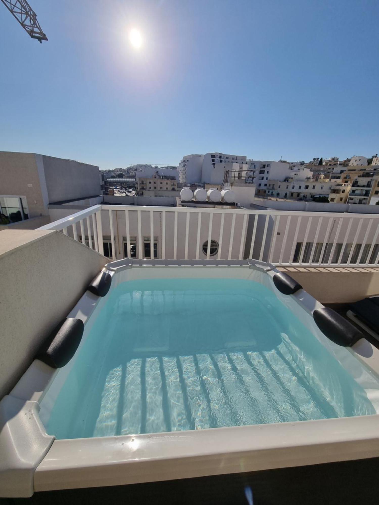 Korzo Suites Gzira Exterior photo