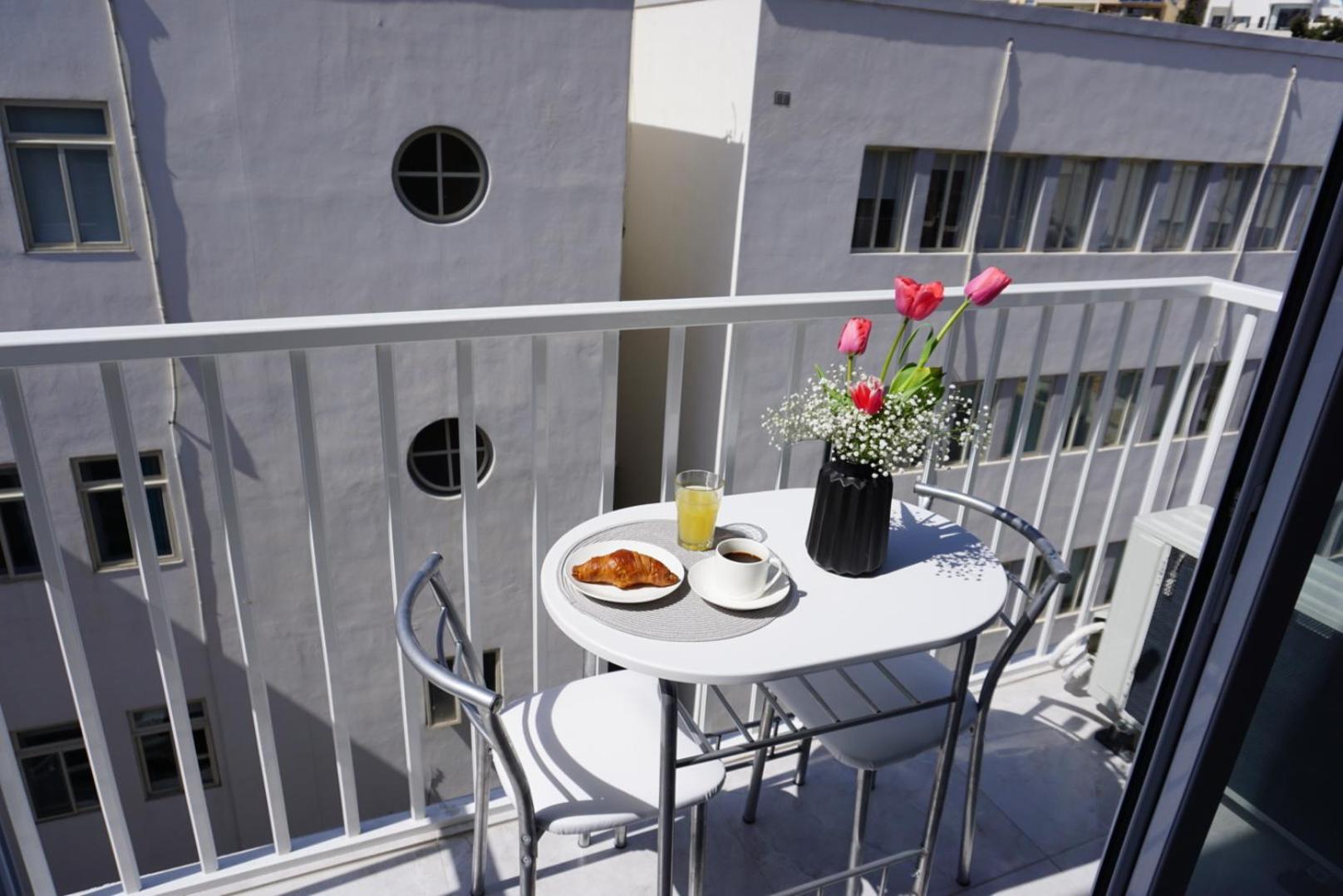 Korzo Suites Gzira Exterior photo